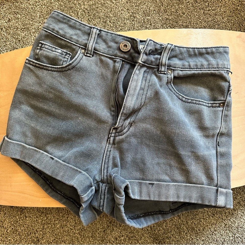 Bullhead High Waisted Grey Mom Shorts